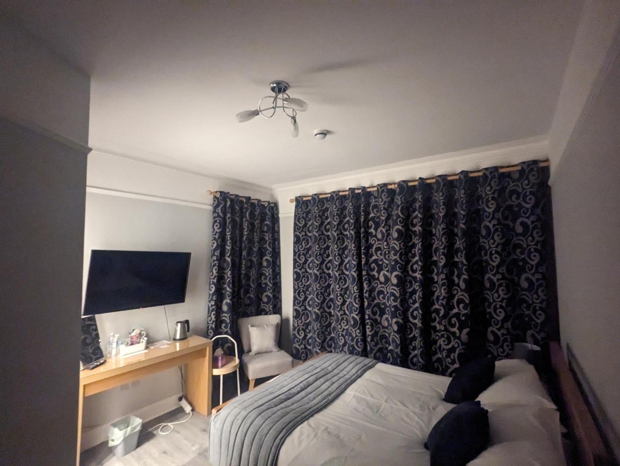 ホテル The Cairns Leven Leven  部屋 写真